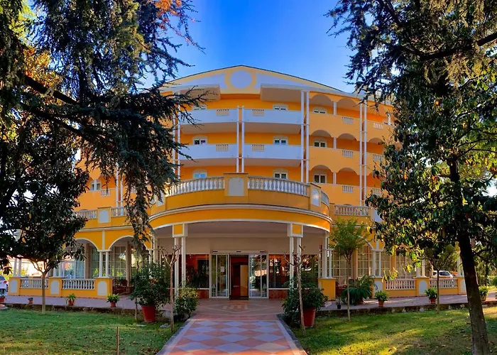 Hotell Terme Luna 2*